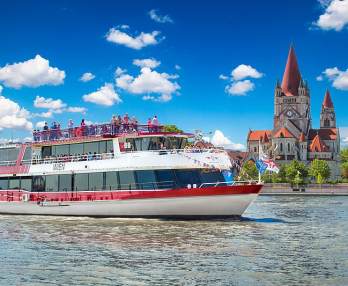 Boat Trip, Danube Panorama Tour
