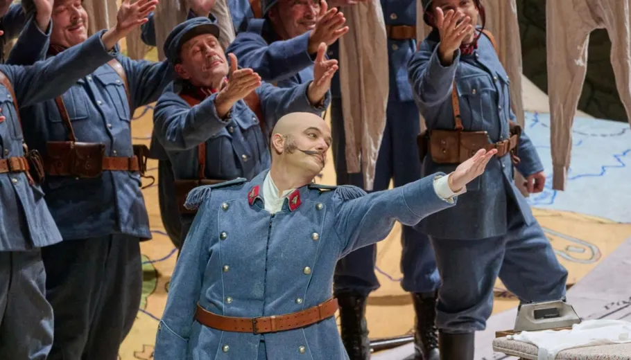 Дочь полка