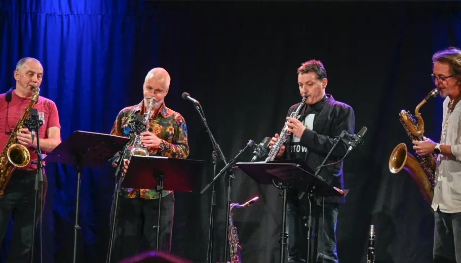 Saxofour