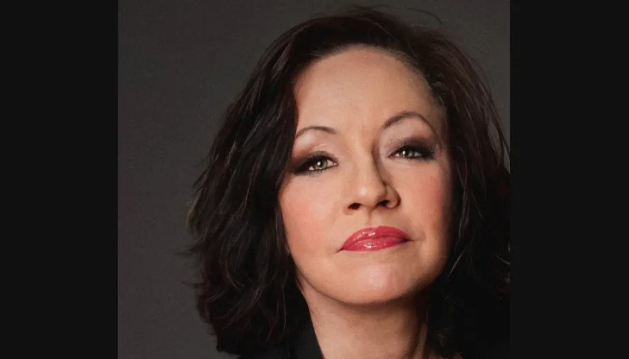 Maria Bill sings Edith Piaf